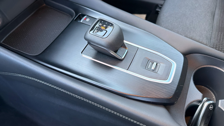 Nissan Qashqai 1.3 DiG-T MH 158 N-Connecta 5dr Xtronic Petrol Hatchback